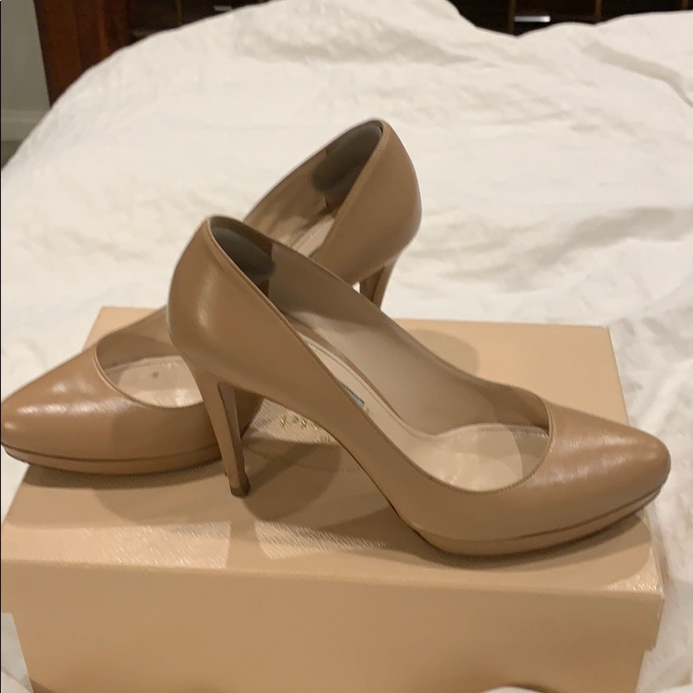 Prada ‘Carpeto’ Basic Nude Pumps (Used) - image 4